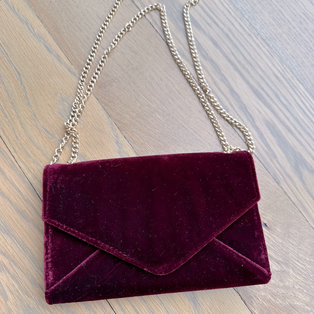 Elegant Burgundy Velvet Clutch